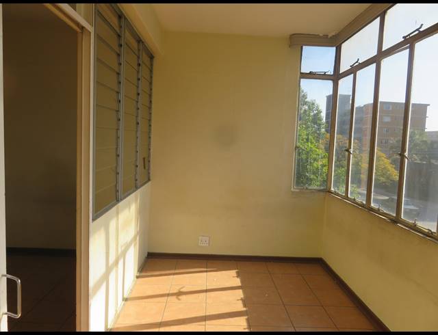 1.5 BEDROOM FLAT SOLD IN ARCADIA